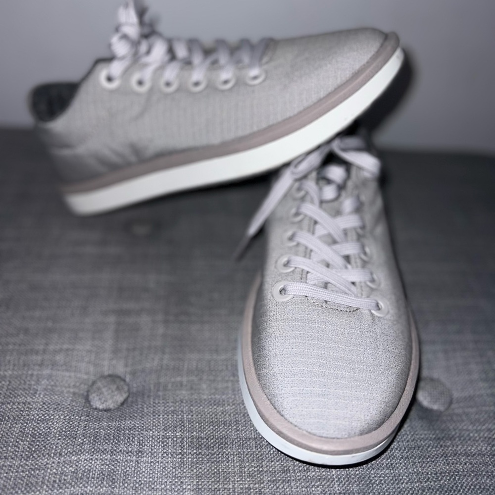 Women’s Gray Casual Sneakers